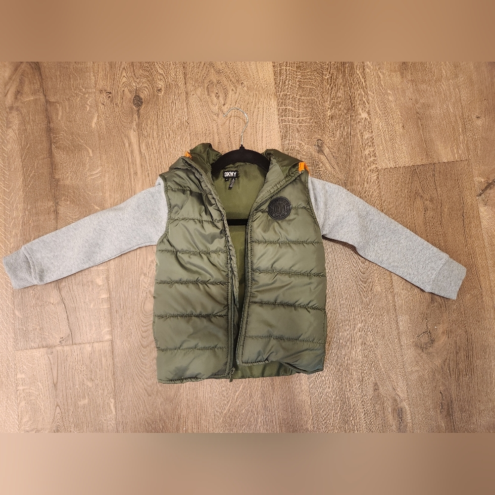 DKNY Toddler Boy 4T Puffer Jacket